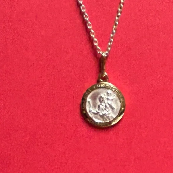Elegant Sterling Silver St. Christopher Pendant Necklace - Picture 2 of 10